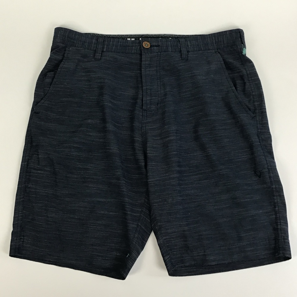 VISSLA men’s flat front shorts 32
